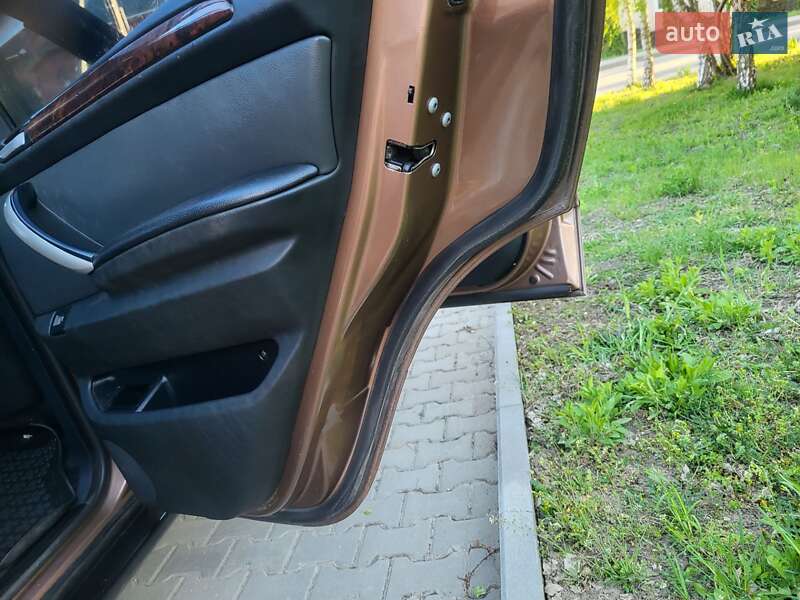 Позашляховик / Кросовер BMW X5 2001 в Хмельницькому