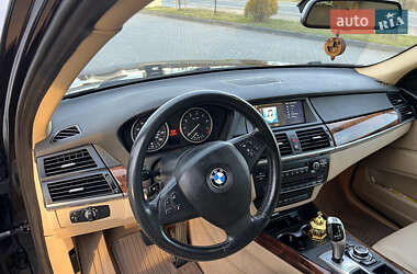 Внедорожник / Кроссовер BMW X5 2012 в 