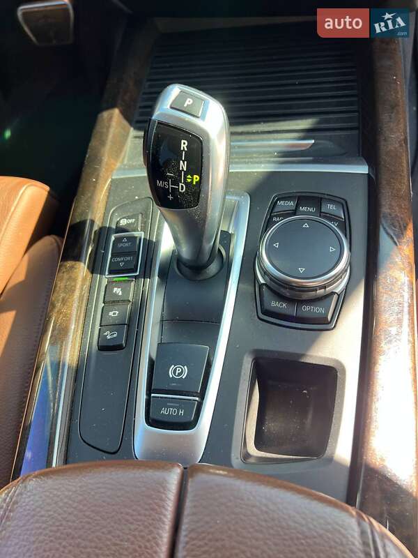 Внедорожник / Кроссовер BMW X5 2015 в Днепре