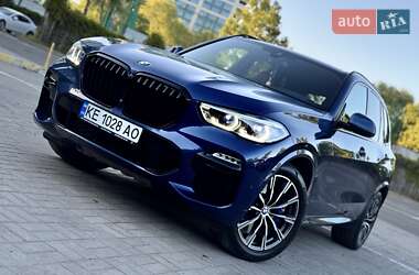 Позашляховик / Кросовер BMW X5 2019 в 