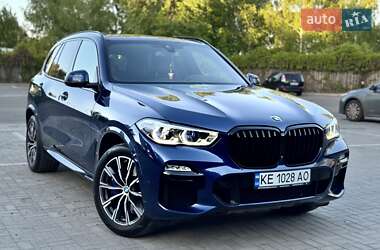 Позашляховик / Кросовер BMW X5 2019 в 
