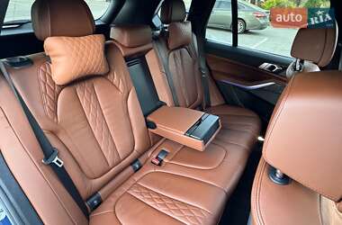 Позашляховик / Кросовер BMW X5 2019 в 