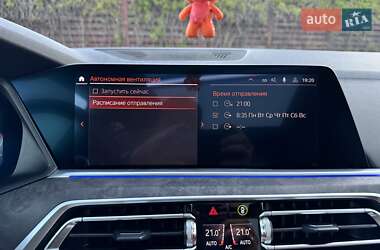 Позашляховик / Кросовер BMW X5 2019 в 