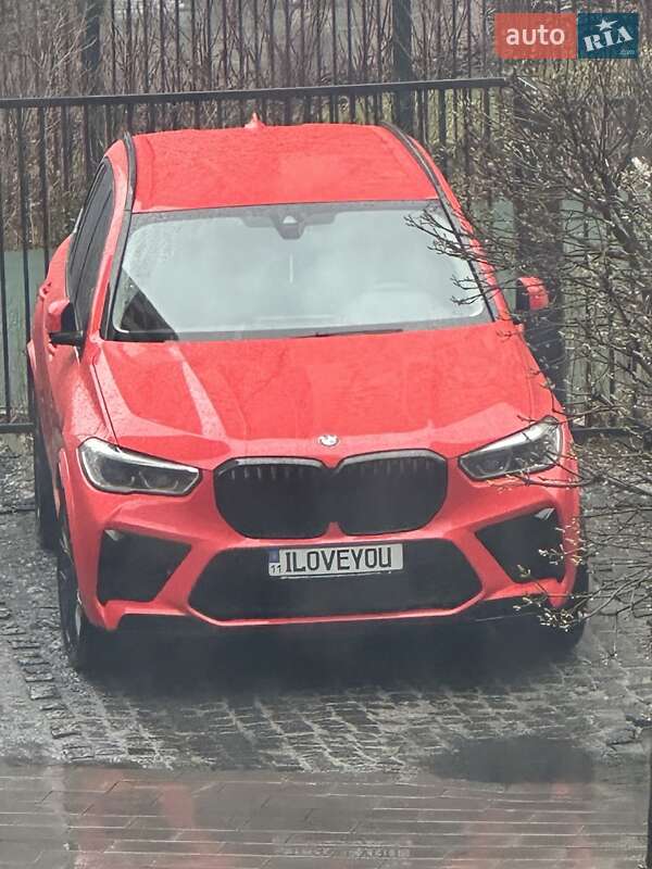 Внедорожник / Кроссовер BMW X5 2019 в 