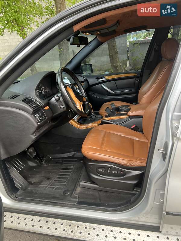 Позашляховик / Кросовер BMW X5 2003 в Полтаві