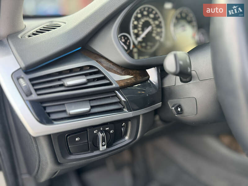 Позашляховик / Кросовер BMW X5 2015 в Львові