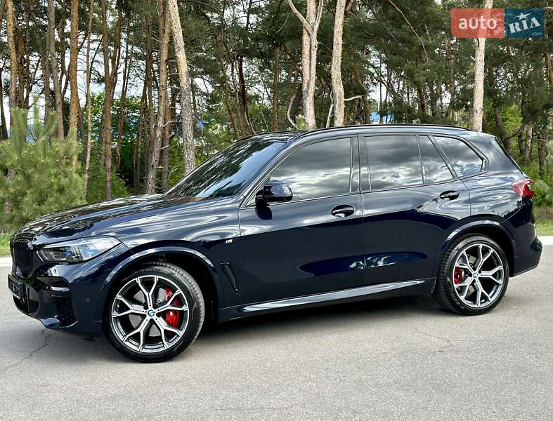 Внедорожник / Кроссовер BMW X5 2022 в Киеве