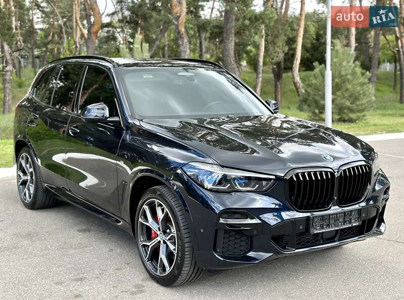 Внедорожник / Кроссовер BMW X5 2022 в Киеве