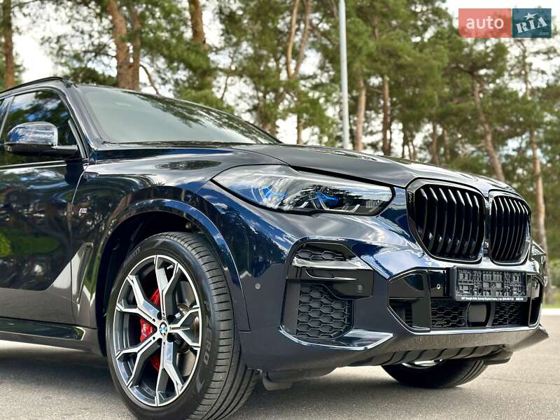 Внедорожник / Кроссовер BMW X5 2022 в Киеве