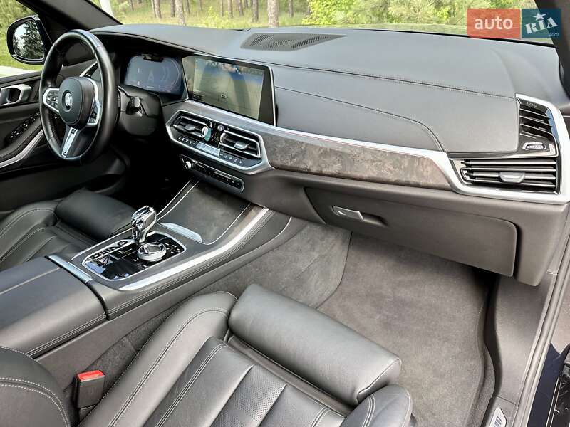 Внедорожник / Кроссовер BMW X5 2022 в Киеве