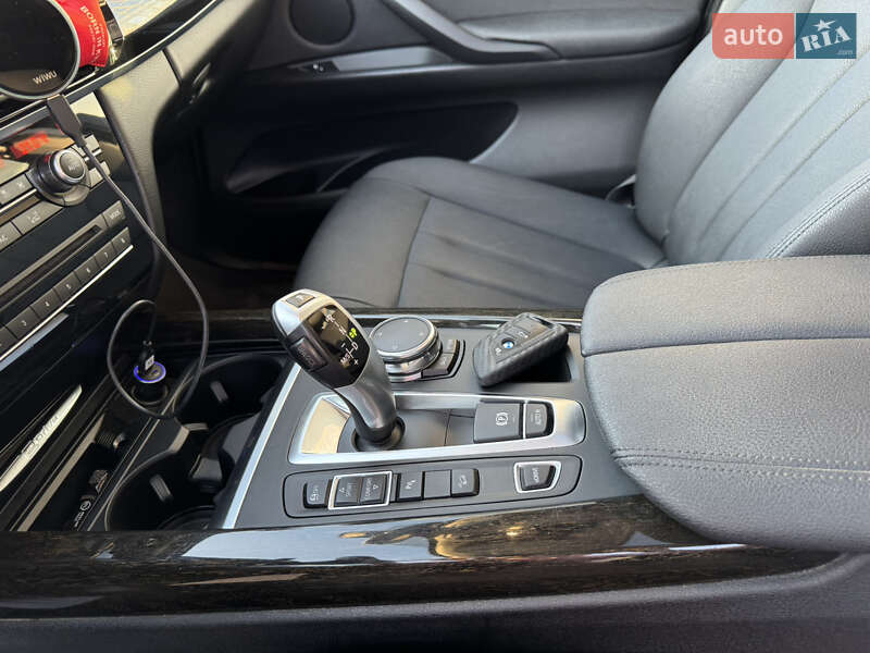 Позашляховик / Кросовер BMW X5 2016 в Одесі