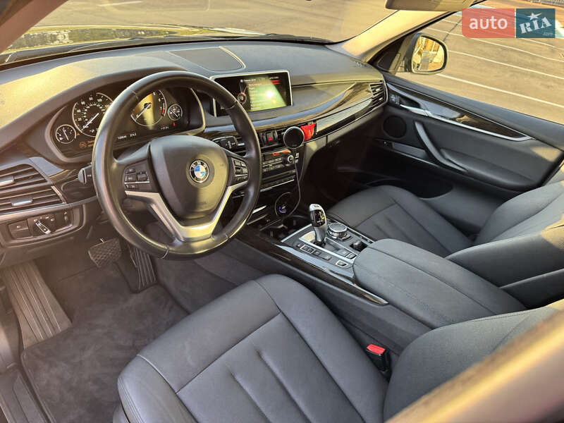 Позашляховик / Кросовер BMW X5 2016 в Одесі