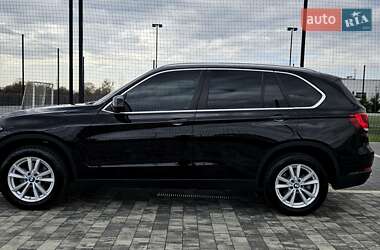 Позашляховик / Кросовер BMW X5 2015 в 