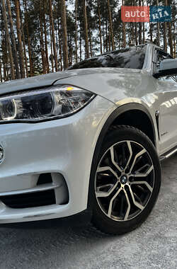 Позашляховик / Кросовер BMW X5 2015 в 