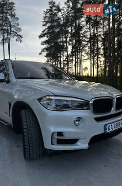 Позашляховик / Кросовер BMW X5 2015 в 