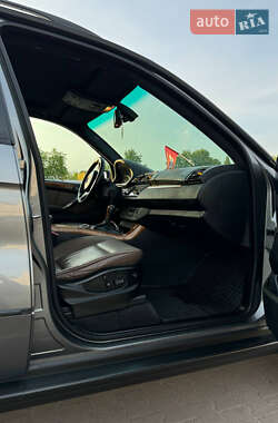 Внедорожник / Кроссовер BMW X5 2004 в 