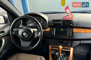 Внедорожник / Кроссовер BMW X5 2004 в 