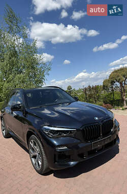 Позашляховик / Кросовер BMW X5 2019 в Чернівцях