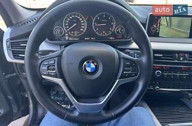 Позашляховик / Кросовер BMW X5 2015 в 