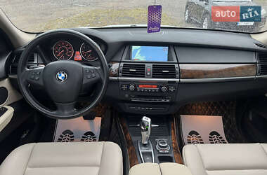 Позашляховик / Кросовер BMW X5 2011 в 
