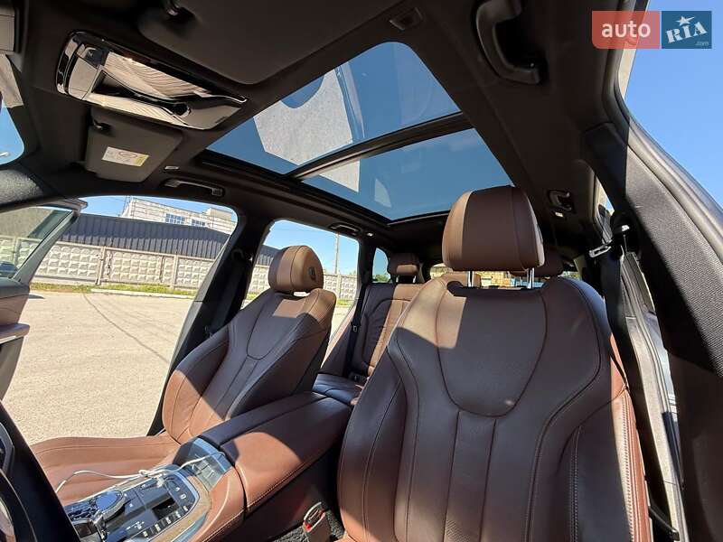 Внедорожник / Кроссовер BMW X5 2019 в Киеве