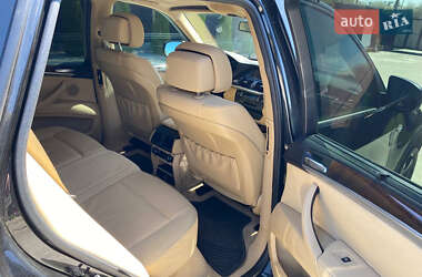 Внедорожник / Кроссовер BMW X5 2009 в 