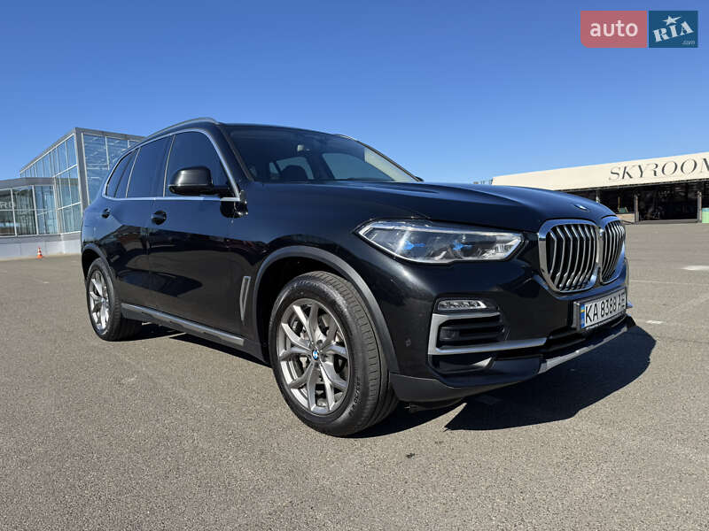 Внедорожник / Кроссовер BMW X5 2021 в Киеве