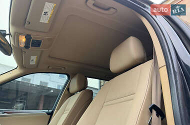 Внедорожник / Кроссовер BMW X5 2012 в 