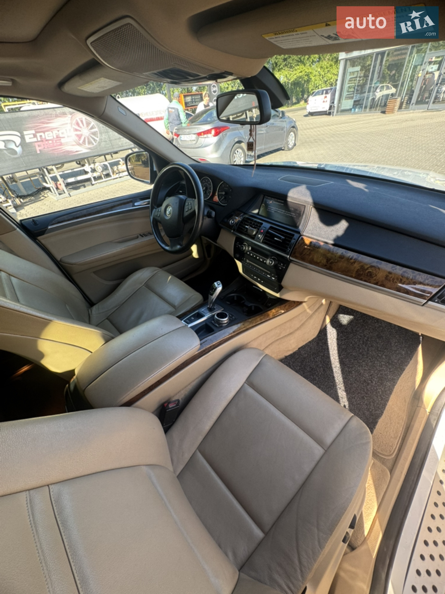 2010 BMW X5 - мініатюра 13