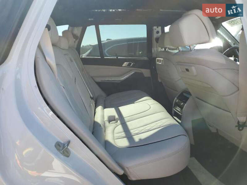 Позашляховик / Кросовер BMW X5 2021 в Івано-Франківську