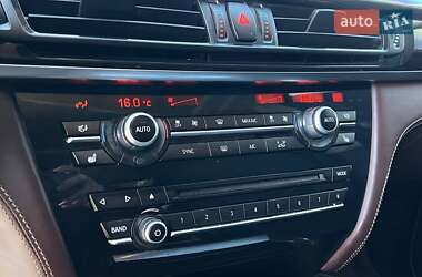 Внедорожник / Кроссовер BMW X5 2015 в 
