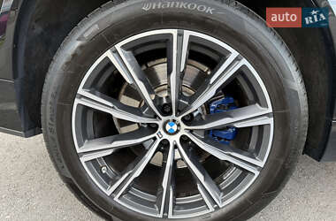 Позашляховик / Кросовер BMW X5 2021 в 