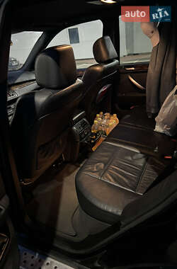 Позашляховик / Кросовер BMW X5 2003 в 