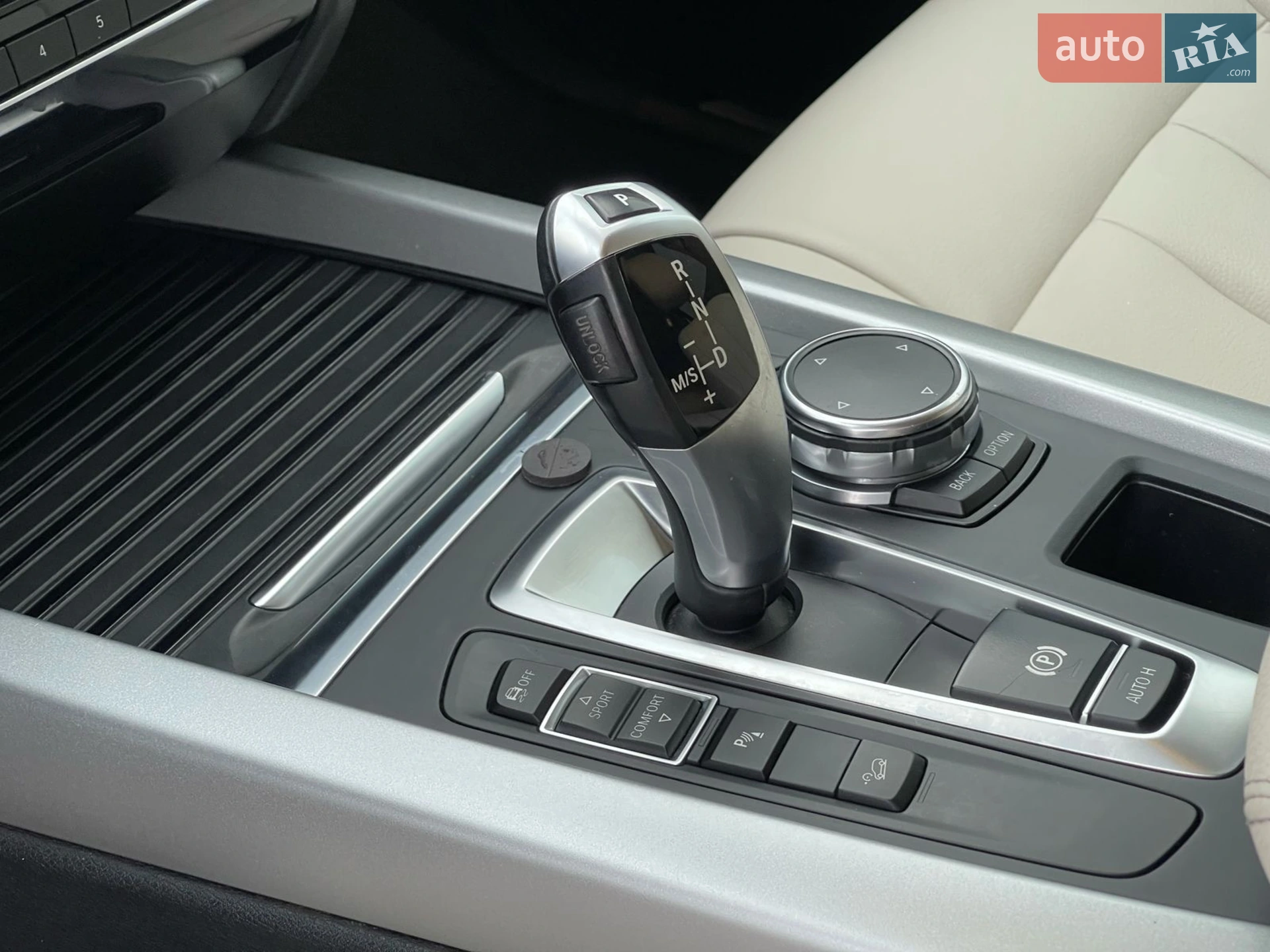 2015 BMW X5 - мініатюра 16
