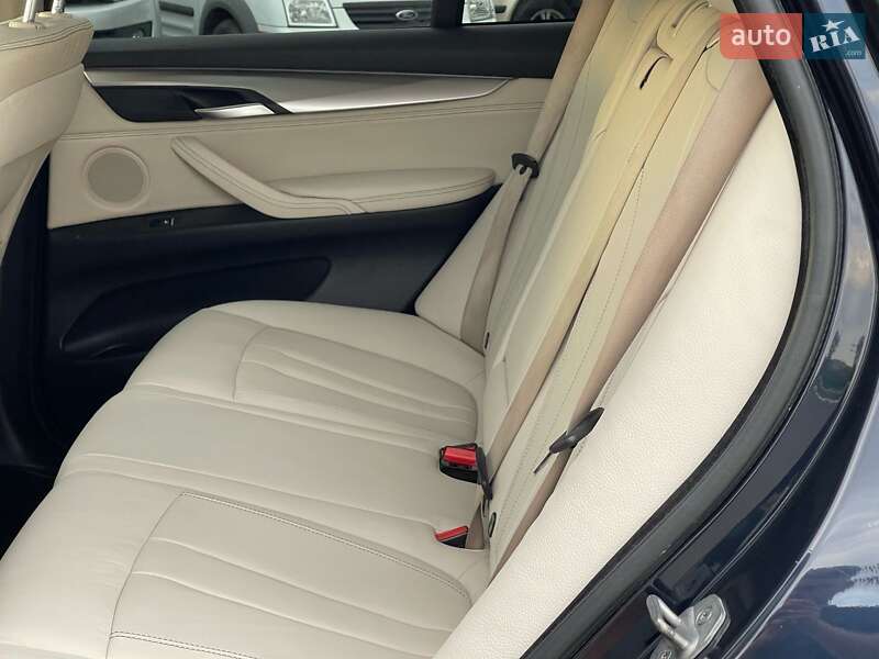 Позашляховик / Кросовер BMW X5 2015 в Ужгороді