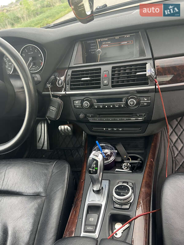Позашляховик / Кросовер BMW X5 2009 в Вінниці