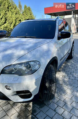 Внедорожник / Кроссовер BMW X5 2011 в 