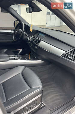 Позашляховик / Кросовер BMW X5 2012 в 