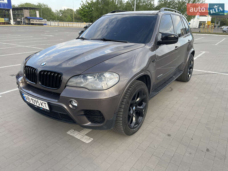 Внедорожник / Кроссовер BMW X5 2011 в 