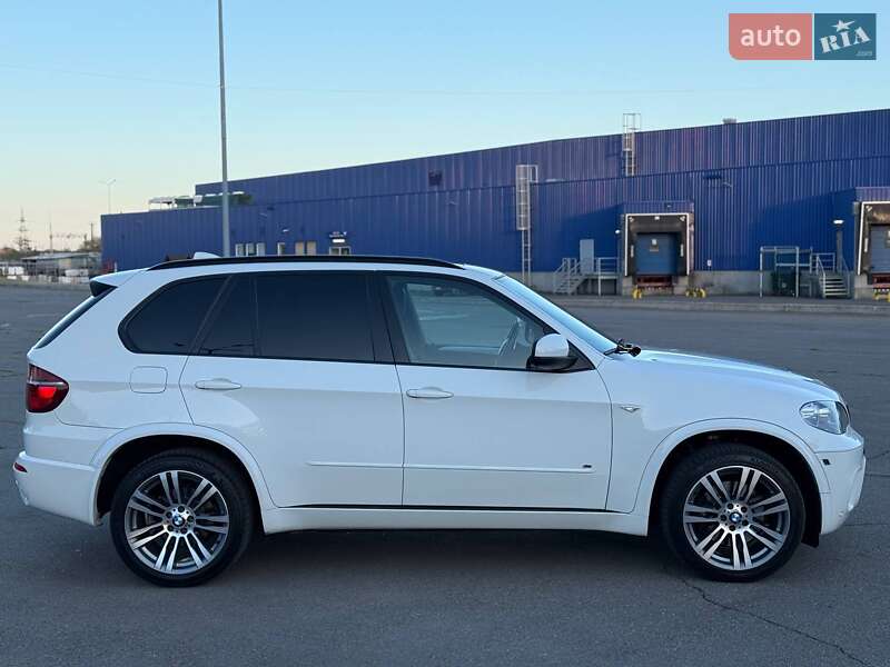 Позашляховик / Кросовер BMW X5 2011 в Миколаєві