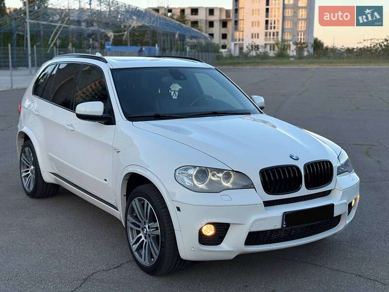 Позашляховик / Кросовер BMW X5 2011 в Миколаєві