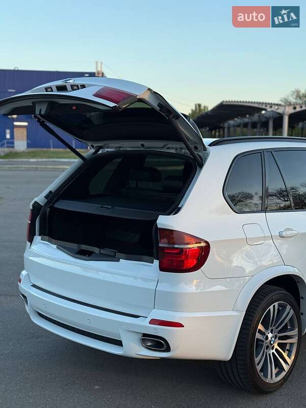 Позашляховик / Кросовер BMW X5 2011 в Миколаєві