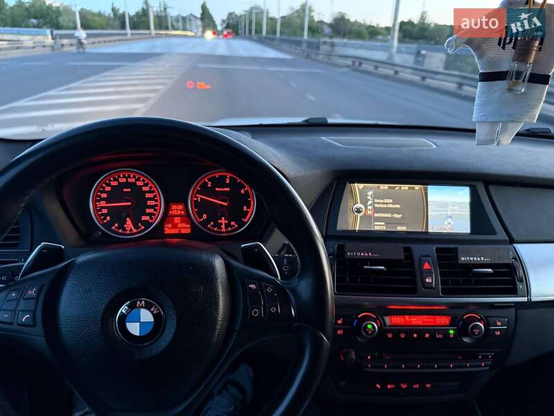 Позашляховик / Кросовер BMW X5 2011 в Миколаєві