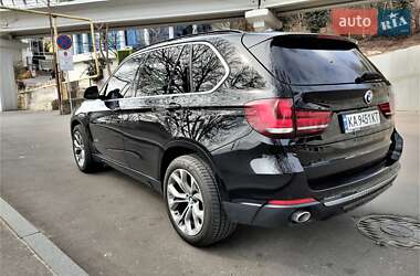 Позашляховик / Кросовер BMW X5 2015 в 