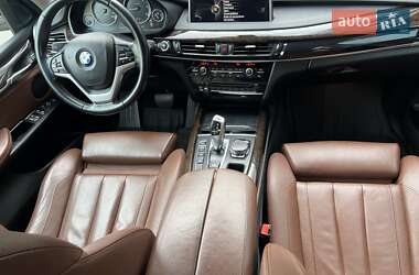Позашляховик / Кросовер BMW X5 2015 в 