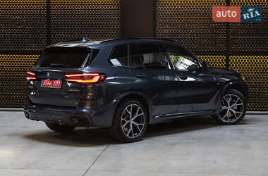 Внедорожник / Кроссовер BMW X5 2021 в 