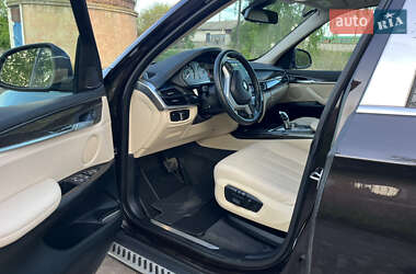 Позашляховик / Кросовер BMW X5 2016 в 