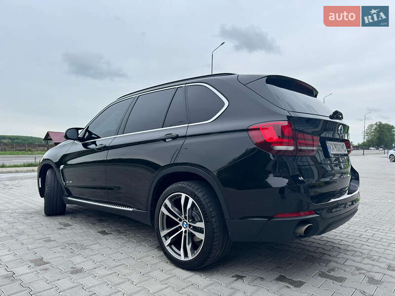 Позашляховик / Кросовер BMW X5 2014 в Києві