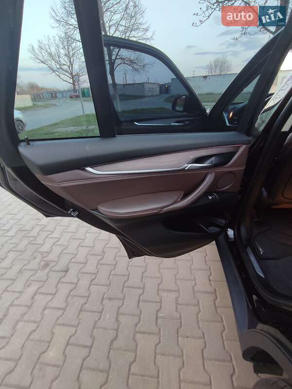 Позашляховик / Кросовер BMW X5 2016 в Києві