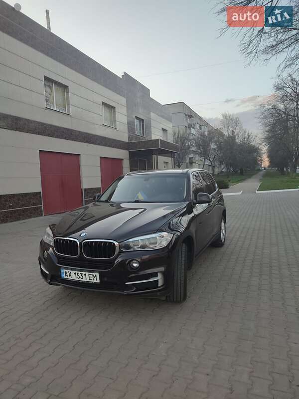 Позашляховик / Кросовер BMW X5 2016 в Києві